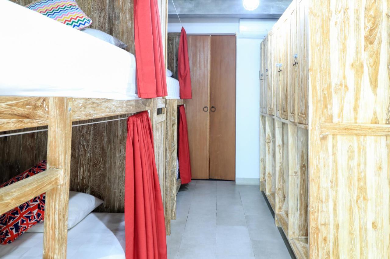Base Guest House Canggu Eksteriør bilde