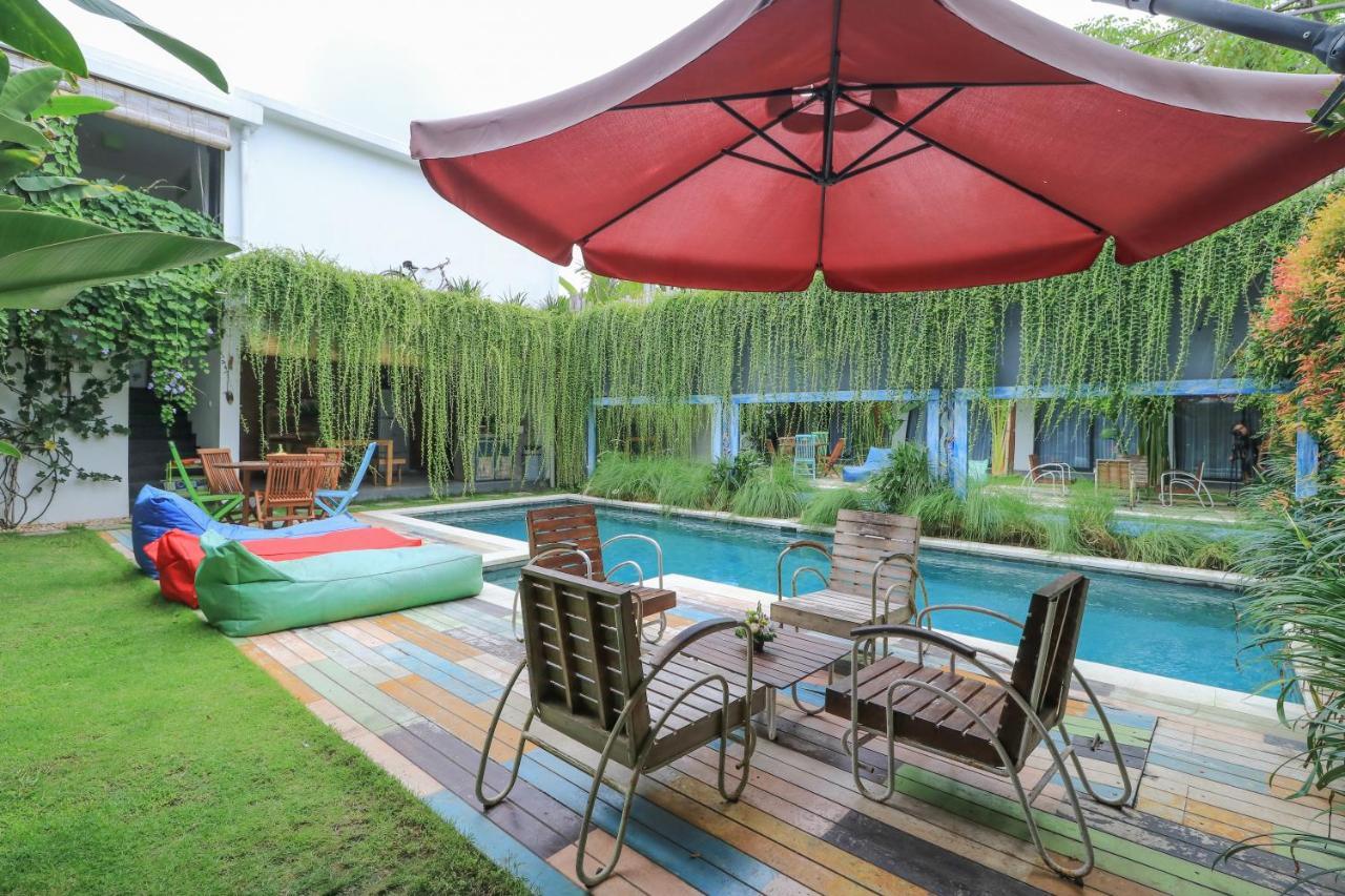 Base Guest House Canggu Eksteriør bilde